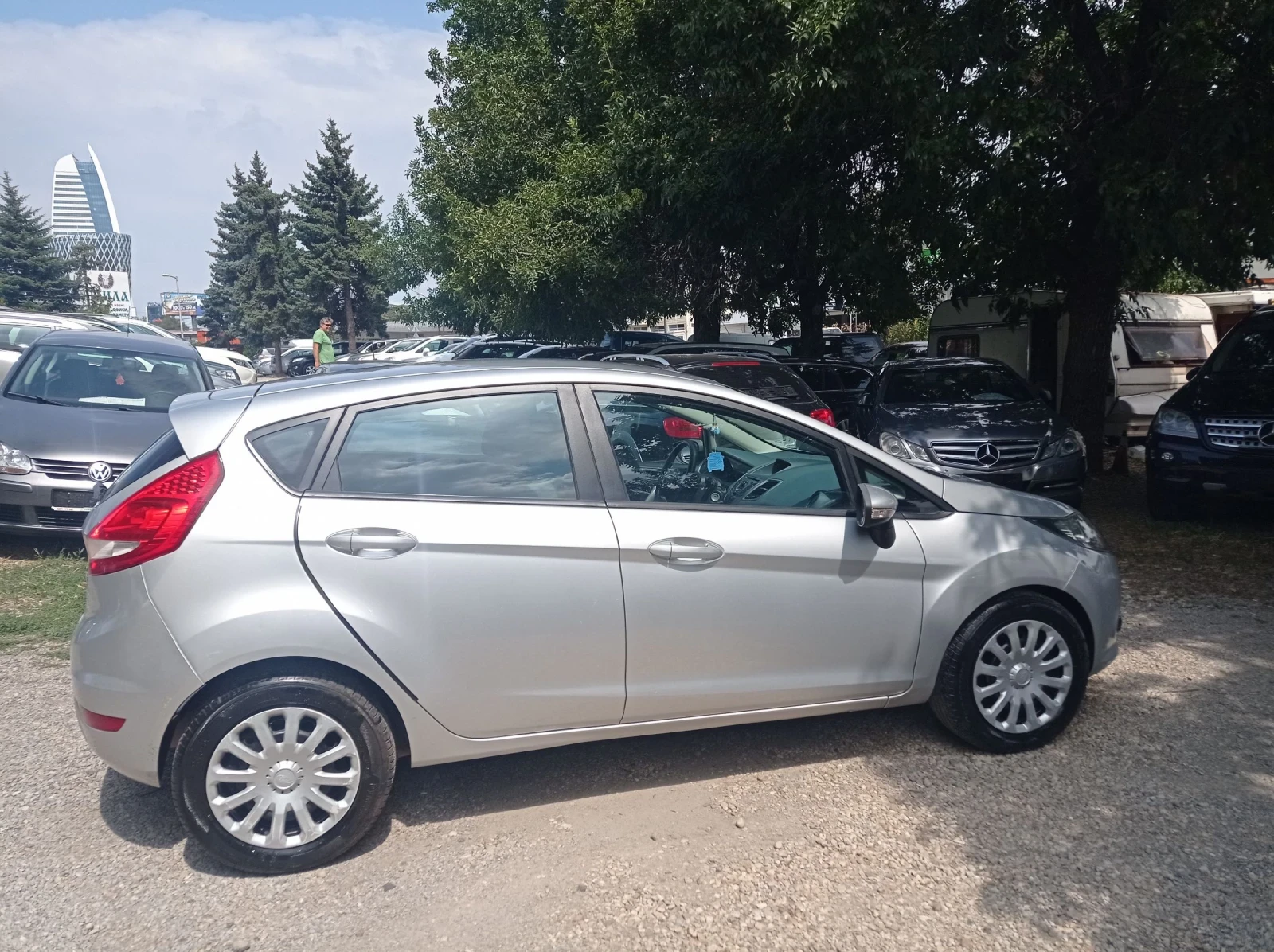 Ford Fiesta 1.25I-КЛИМАТИК - изображение 5