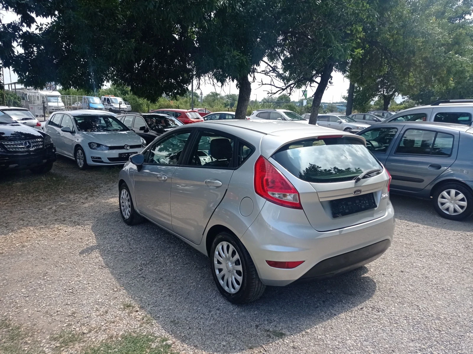 Ford Fiesta 1.25I-КЛИМАТИК - изображение 3