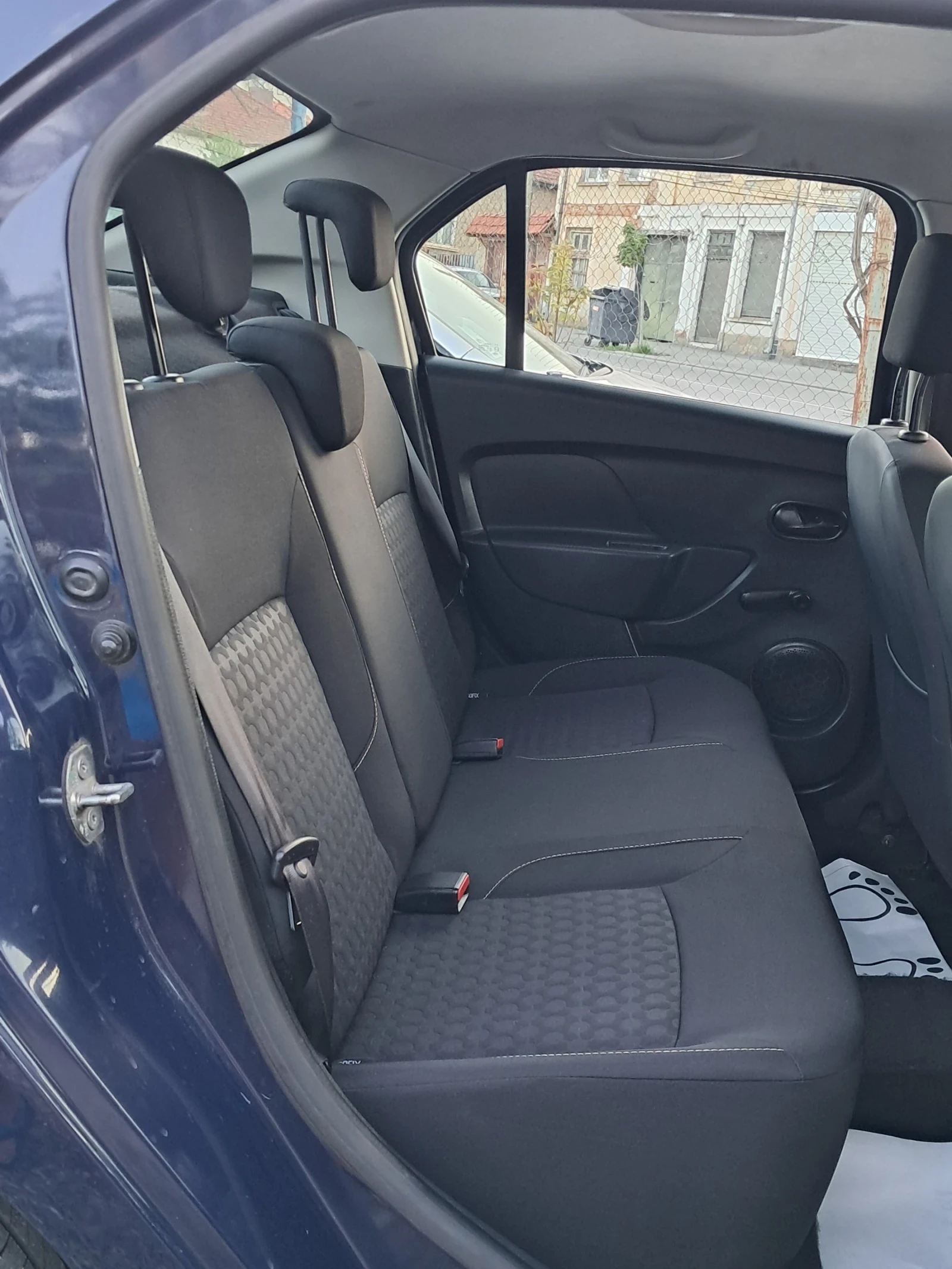 Dacia Logan 1.5 dci 90к.с.NAVI, KLIMA | Mobile.bg — изображение 13