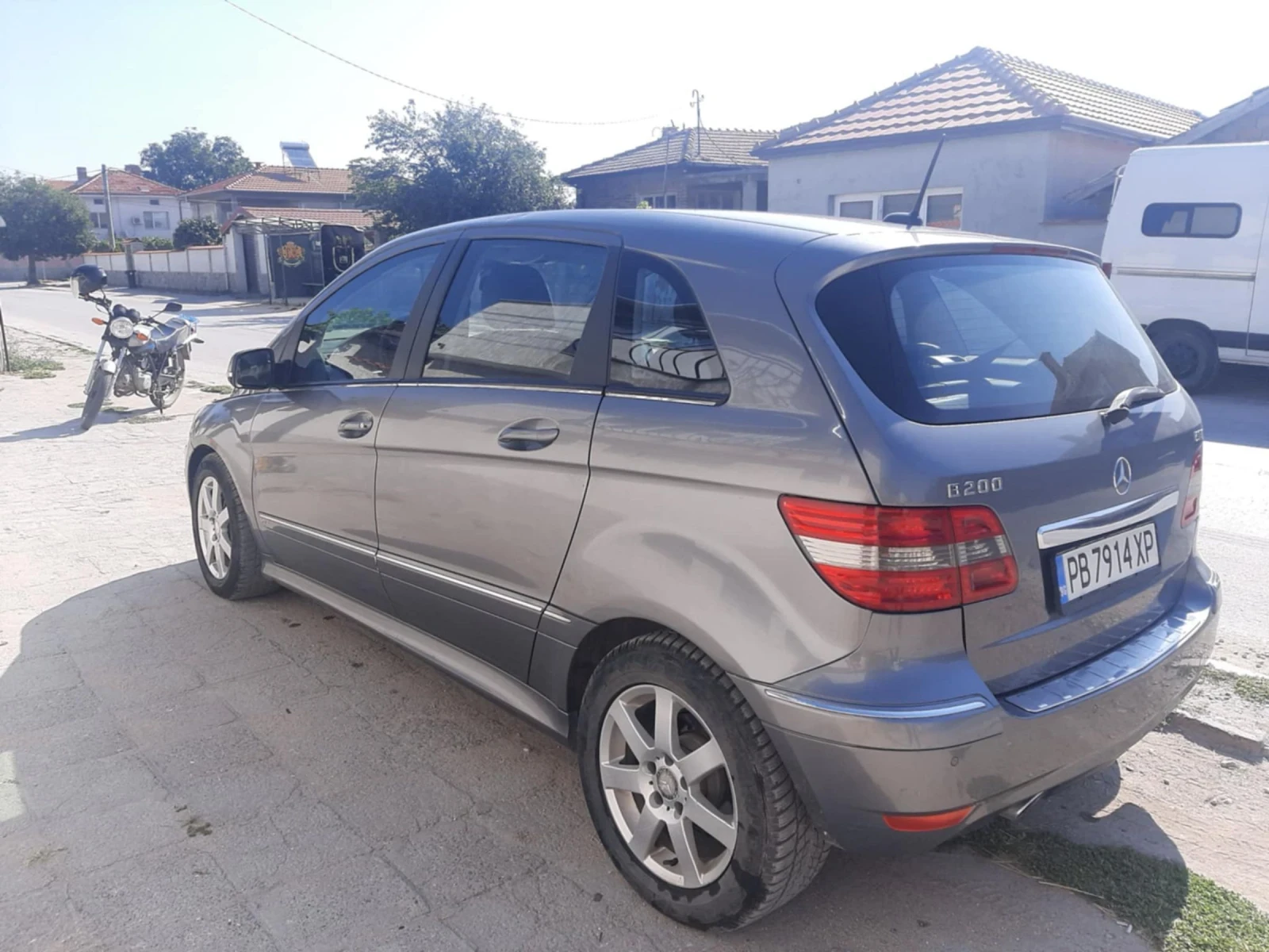 Mercedes-Benz B 200  - изображение 4