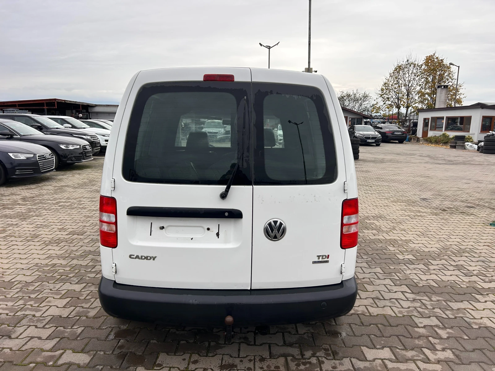 VW Caddy 1.6TDI 1+ 1 EURO 5 - изображение 7