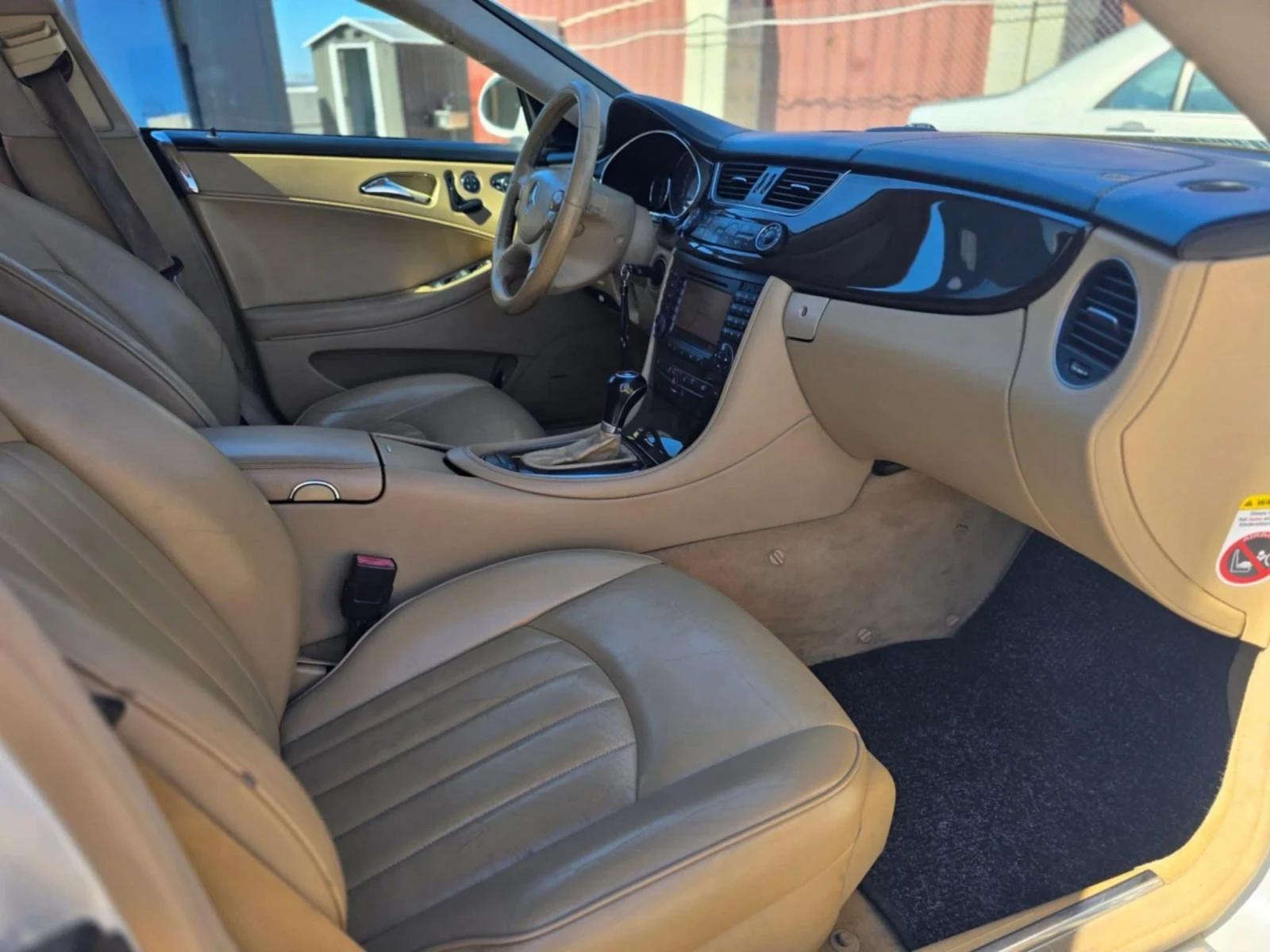 Mercedes-Benz CLS 320  - изображение 7