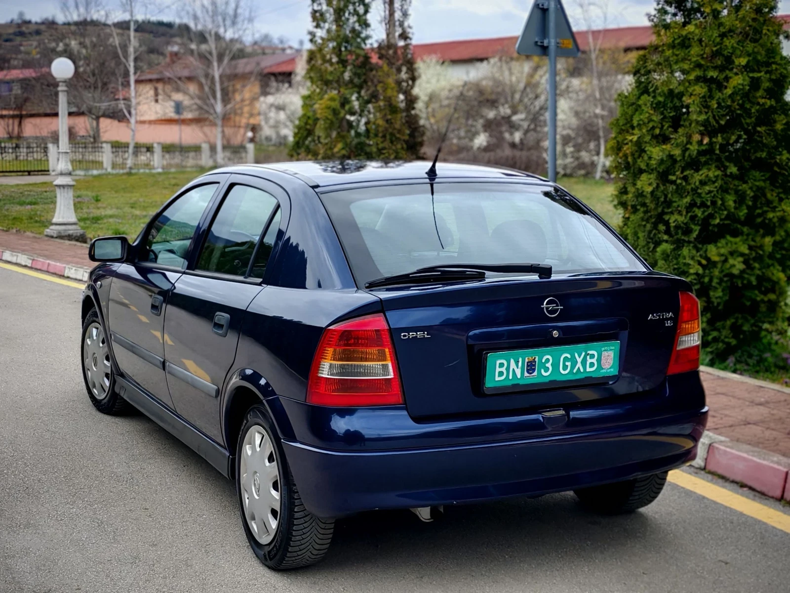 Opel Astra 1.6I(84)* COMFORT-EDITION* НОВ ВНОС* , снимка 5 - Автомобили и джипове - 54031683