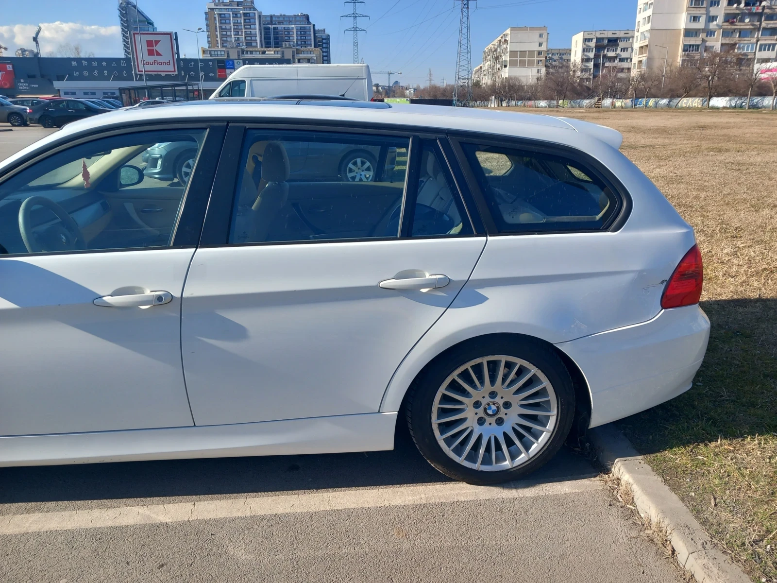 BMW 320, снимка 5 - Автомобили и джипове - 54113737