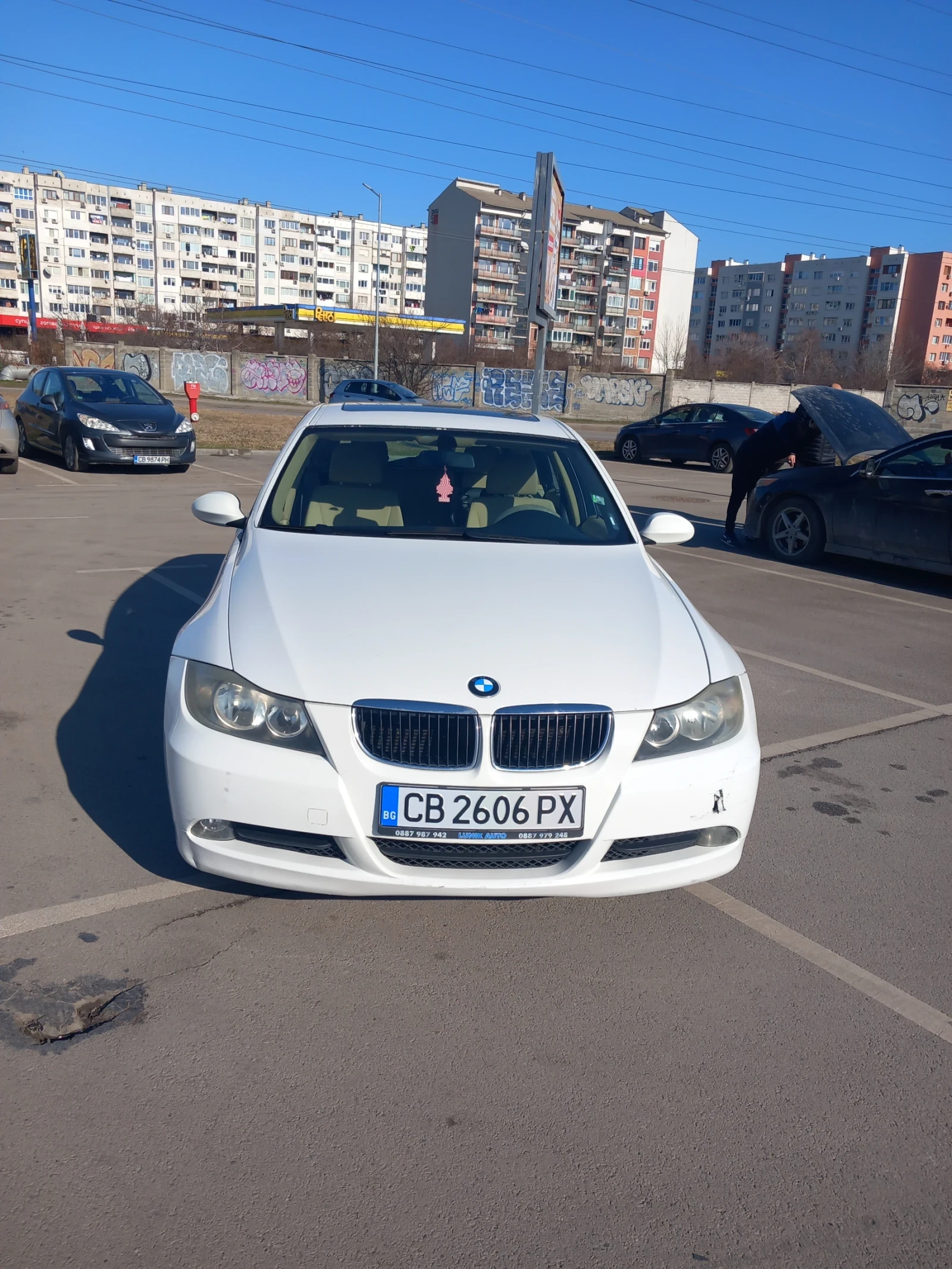 BMW 320, снимка 9 - Автомобили и джипове - 54113737