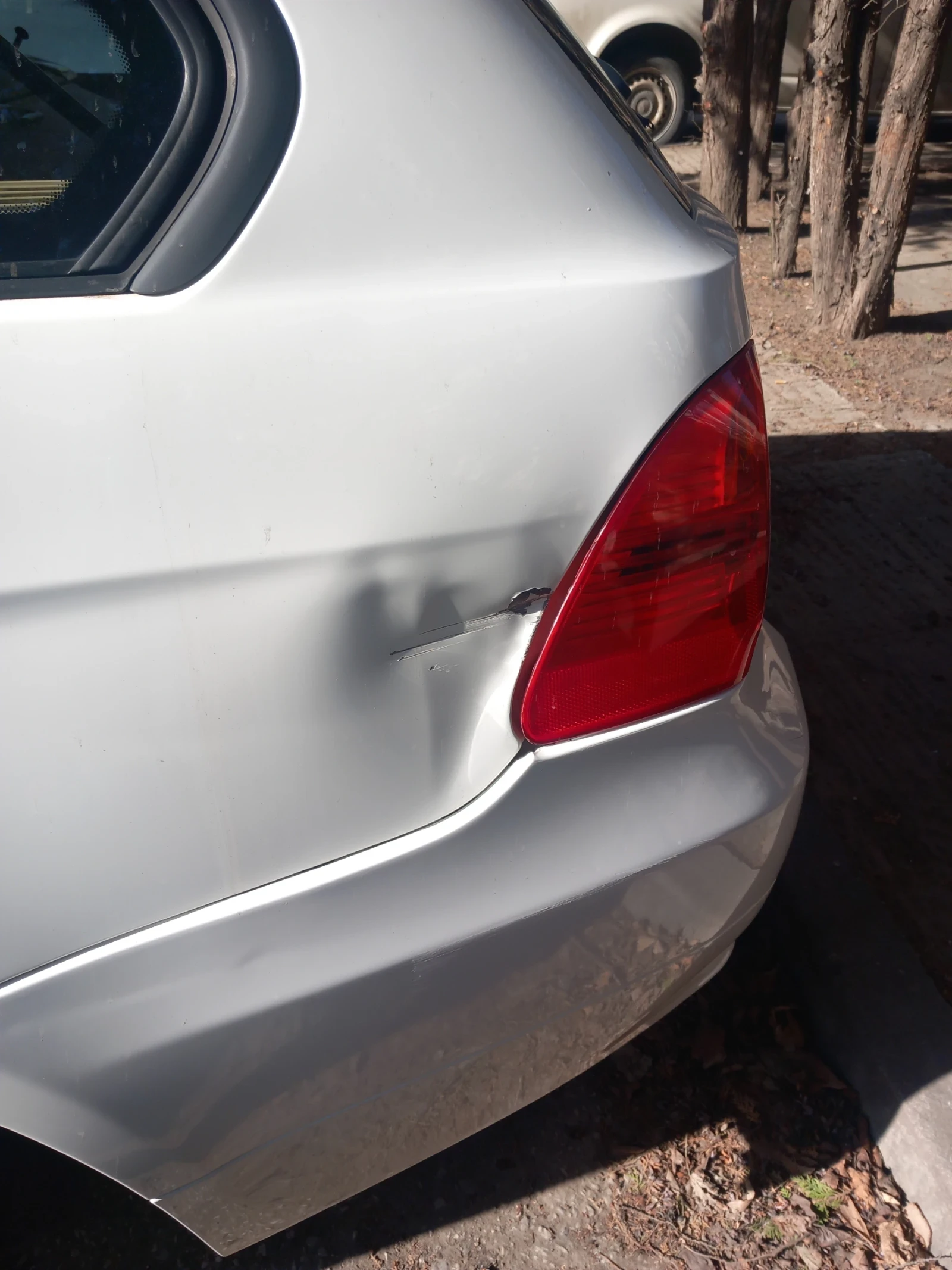 BMW 320, снимка 4 - Автомобили и джипове - 54113737