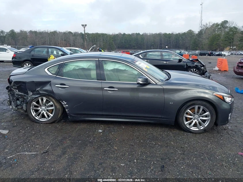 Infiniti Q70 3.7l 3.7X, снимка 13 - Автомобили и джипове - 54141513