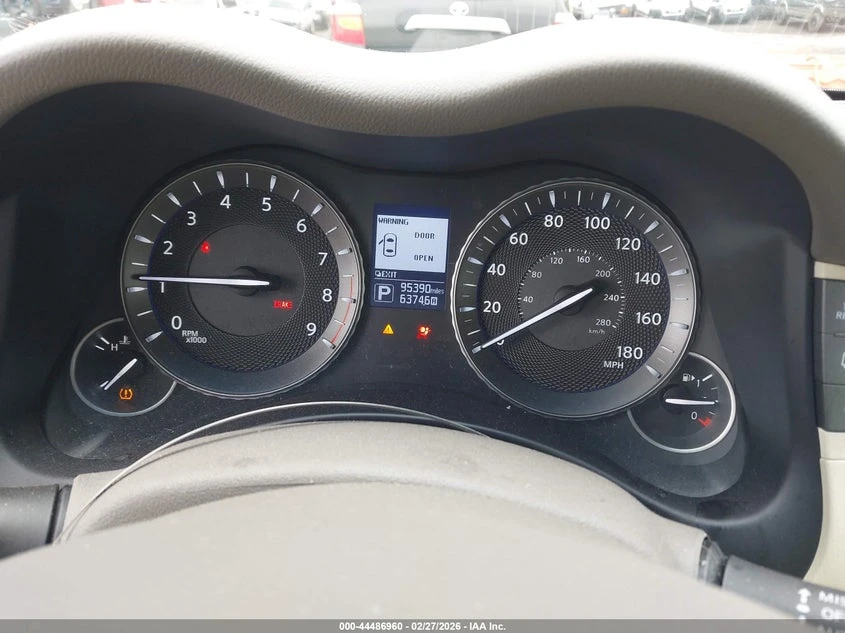 Infiniti Q70 3.7l 3.7X, снимка 7 - Автомобили и джипове - 54141513