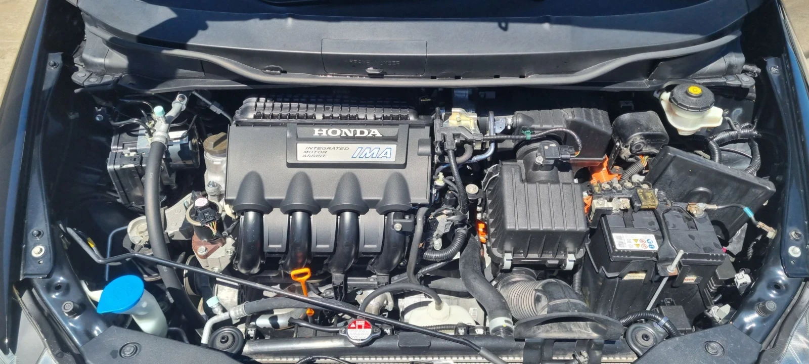 Honda Insight HYBRID, снимка 12 - Автомобили и джипове - 54311413