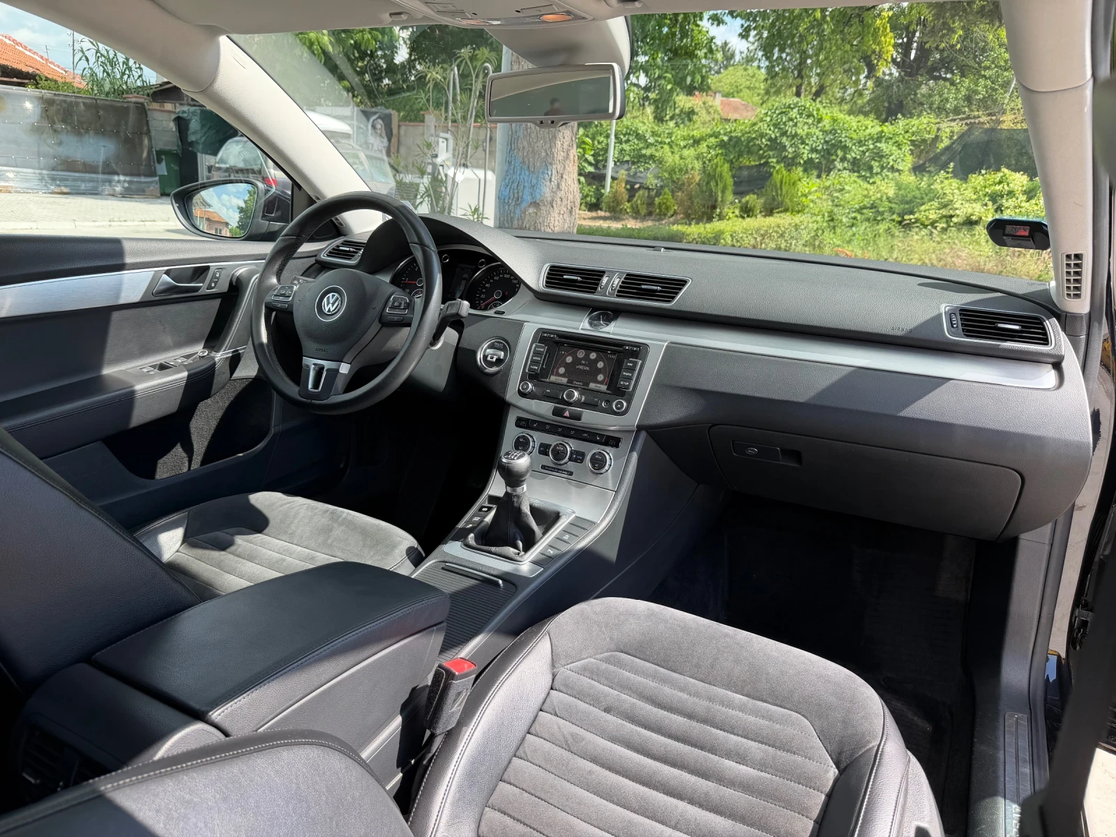 VW Passat 2.0 TDI Highline 170кс-229000КМ-DISTR-СЕРВ. ИСТ., снимка 8 - Автомобили и джипове - 54761191
