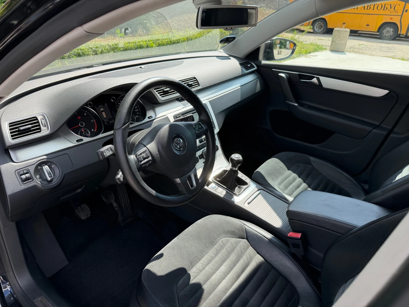 VW Passat 2.0 TDI Highline 170кс-229000КМ-DISTR-СЕРВ. ИСТ., снимка 7 - Автомобили и джипове - 54761191