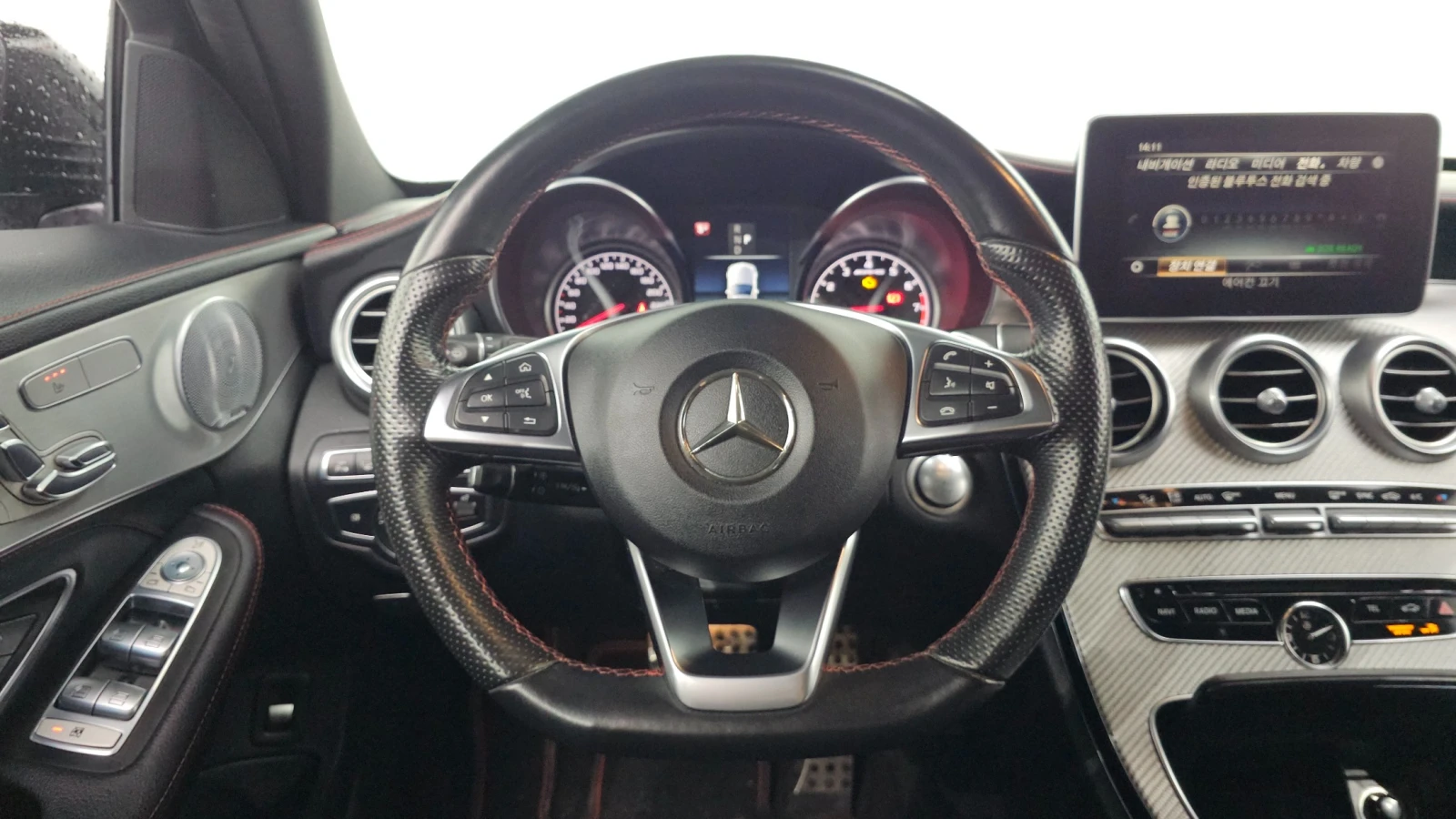 Mercedes-Benz C 43 AMG Head up//Подгрев/ПАНОРАМА/ДИСТАНЦИЯ , снимка 11 - Автомобили и джипове - 55009488