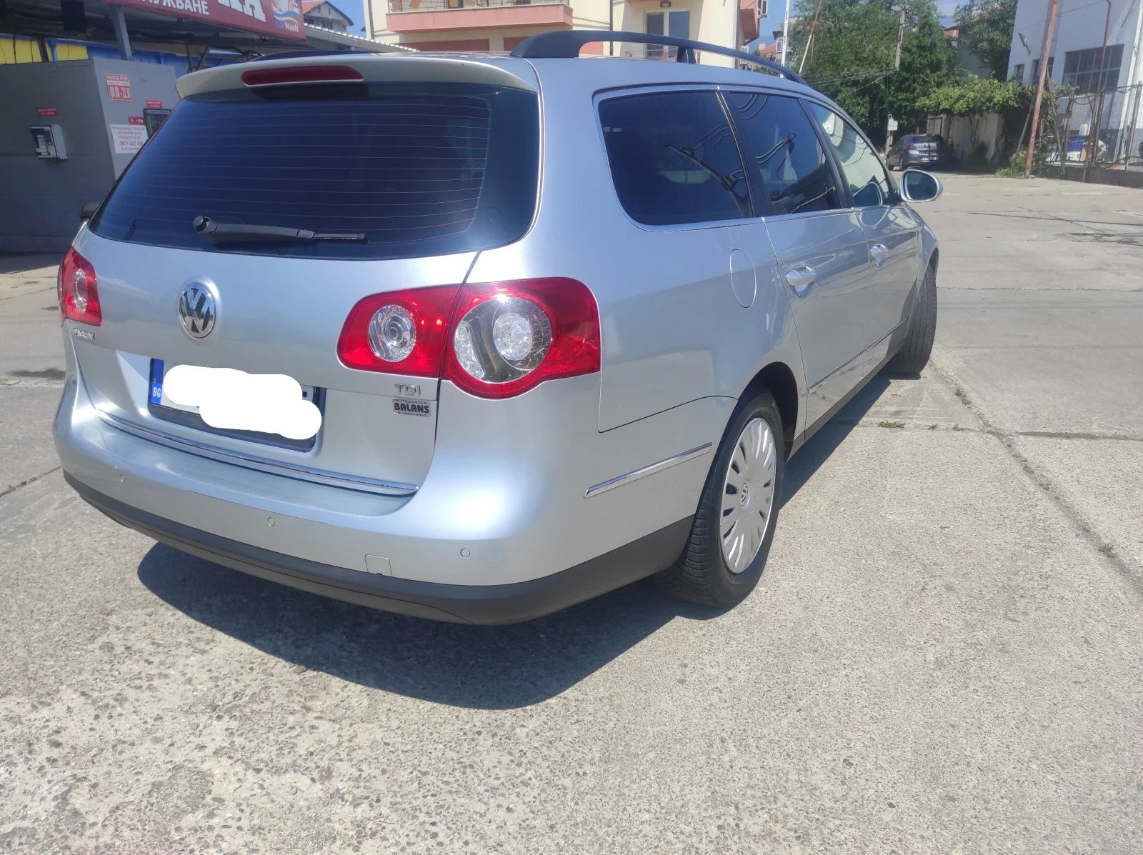 VW Passat Комби , снимка 2 - Автомобили и джипове - 55597038