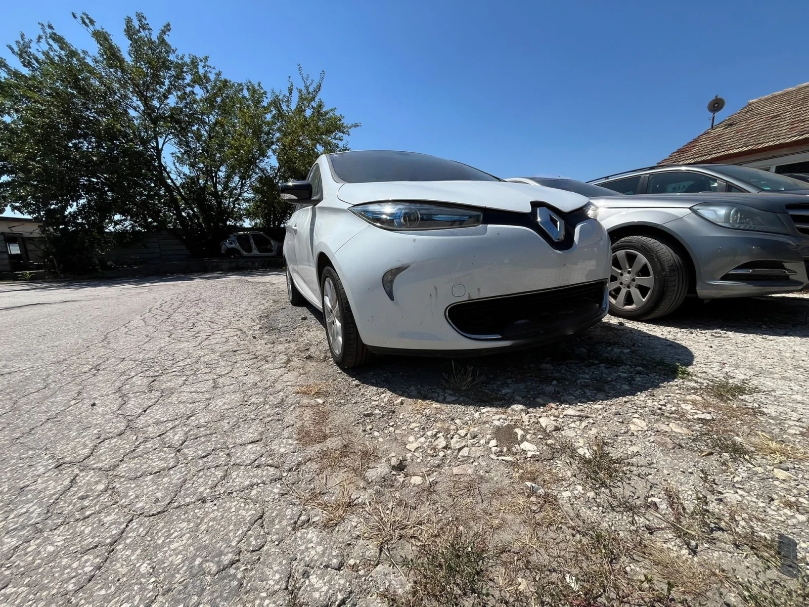 Renault Zoe 91кс 2016г, снимка 10 - Автомобили и джипове - 55607531