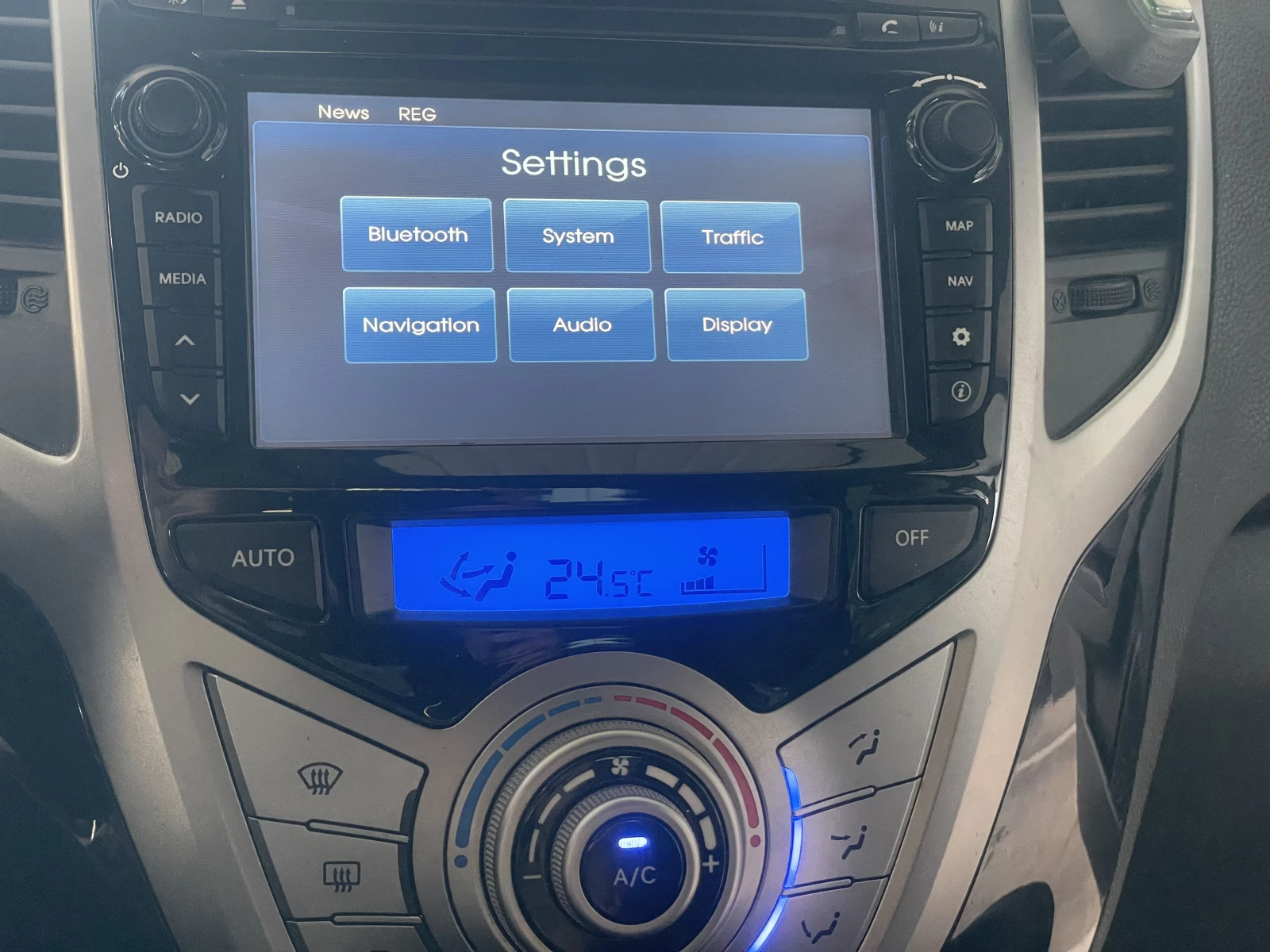 Hyundai Ix20, снимка 10 - Автомобили и джипове - 55658298