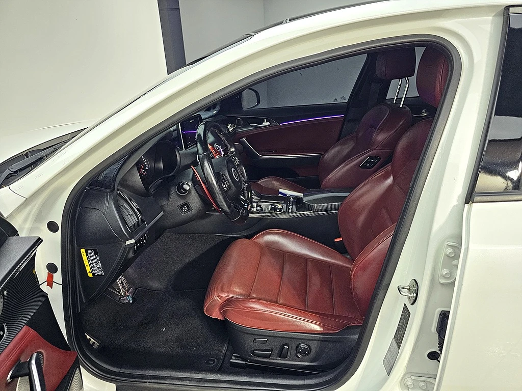 Kia Stinger 3.3 Turbo AWD GT, снимка 8 - Автомобили и джипове - 55683201