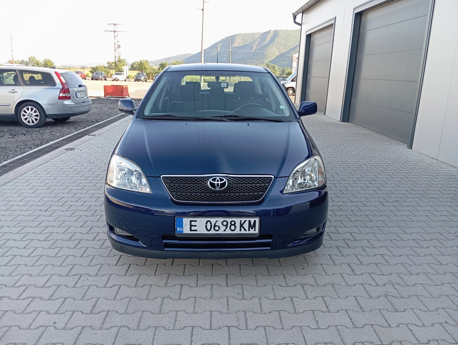 Toyota Corolla 1.4 vvti, снимка 2 - Автомобили и джипове - 55837100