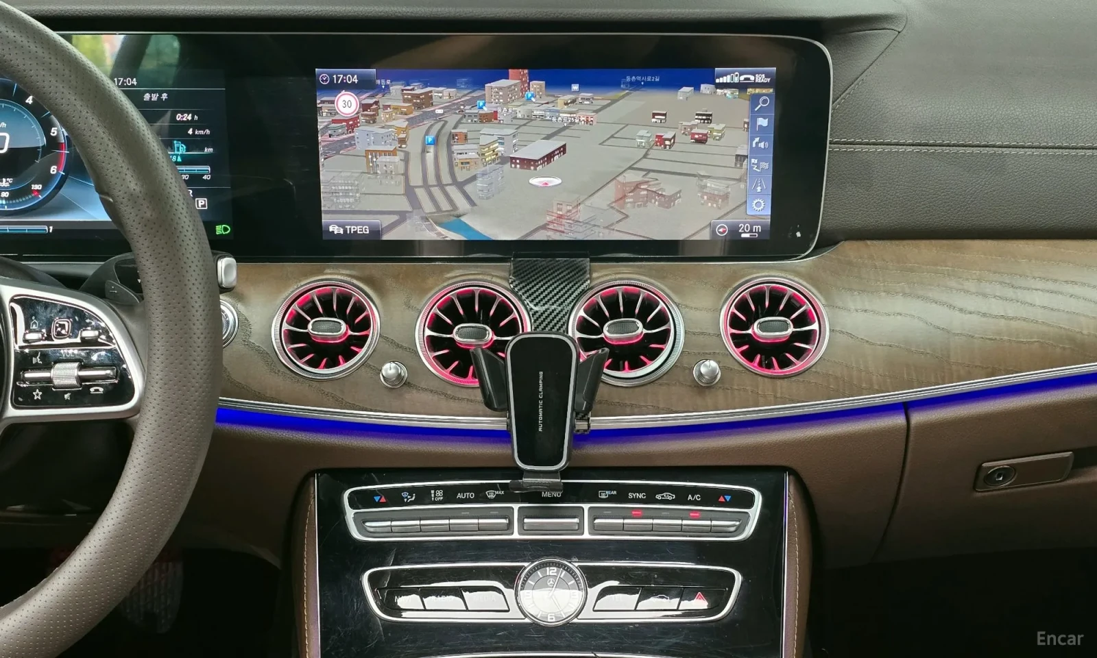 Mercedes-Benz E 220 Head up\3D Burmester\ Digitalno tablo, снимка 17 - Автомобили и джипове - 56185234
