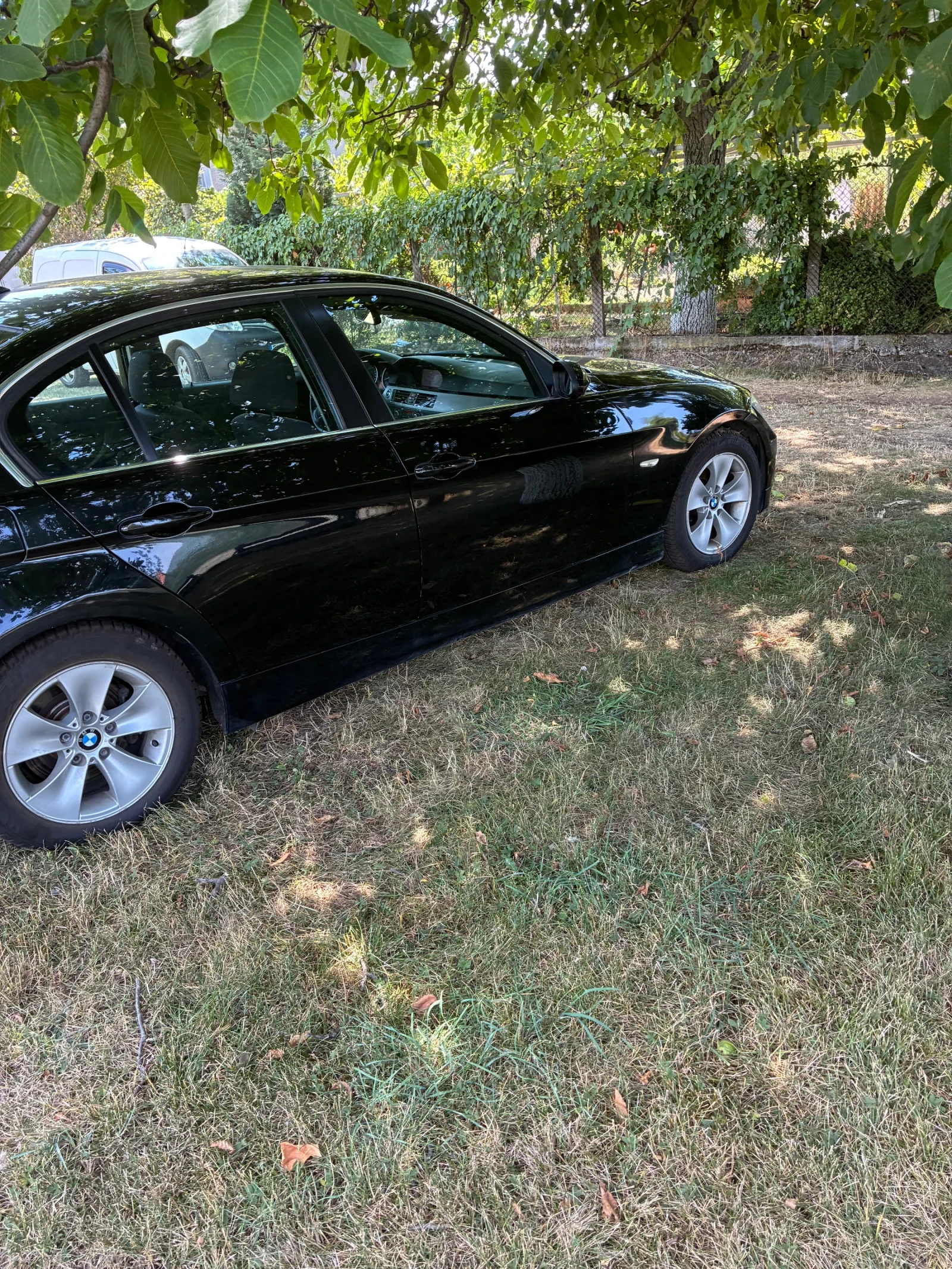 BMW 330, снимка 4 - Автомобили и джипове - 56247937
