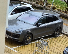 Porsche Cayenne Turbo * Carbon * SportChrono * Лизинг, снимка 17