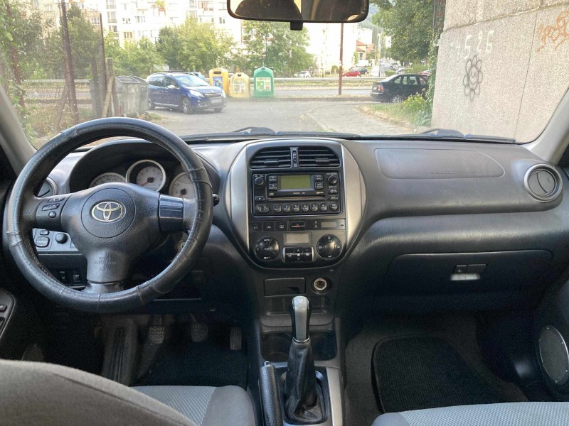 Toyota Rav4, снимка 10 - Автомобили и джипове - 46797341