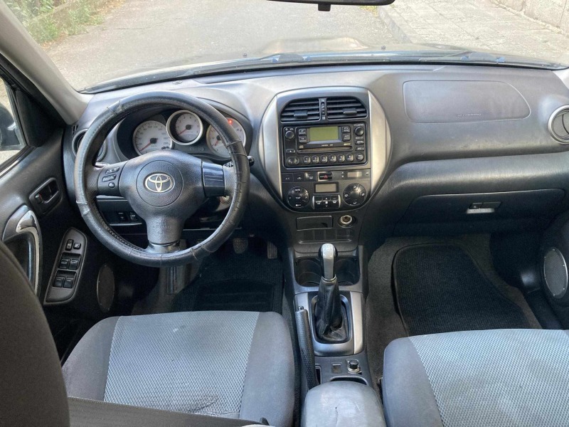 Toyota Rav4, снимка 9 - Автомобили и джипове - 46797341