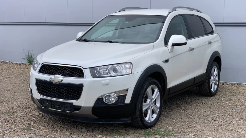 Chevrolet Captiva 2.2 LTZ 4WD &#127470;&#127481;, снимка 1 - Автомобили и джипове - 47057624