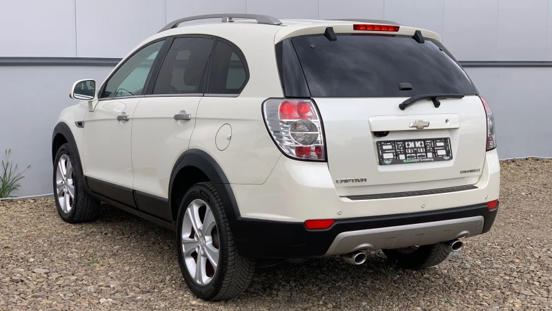 Chevrolet Captiva 2.2 LTZ 4WD &#127470;&#127481;, снимка 7 - Автомобили и джипове - 47057624