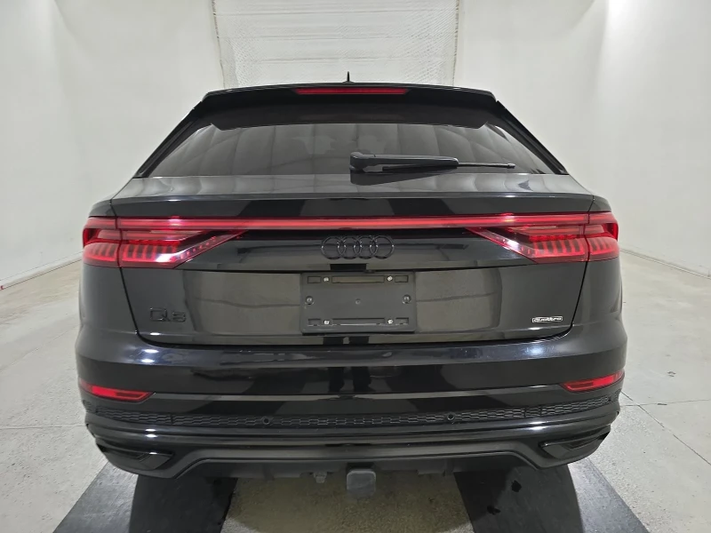 Audi Q8, снимка 5 - Автомобили и джипове - 48811813