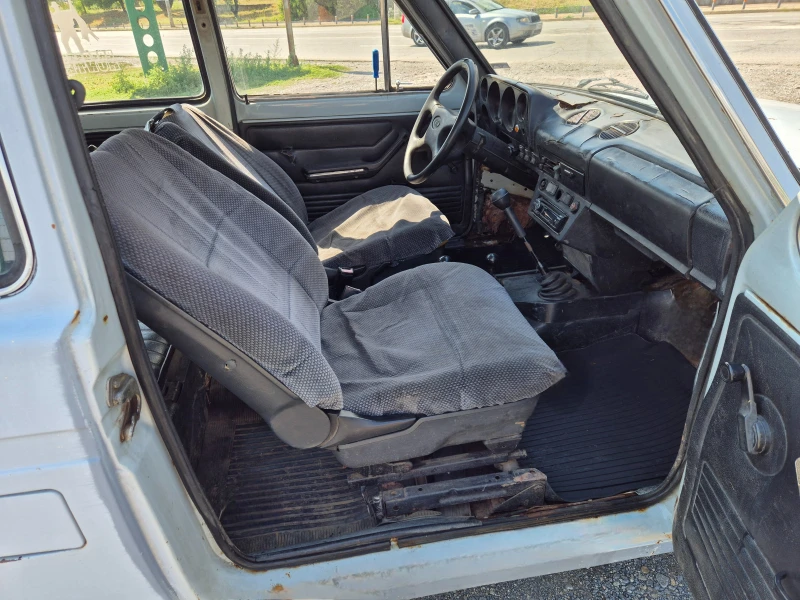 Lada Niva 1.6 Газ, снимка 10 - Автомобили и джипове - 51432986
