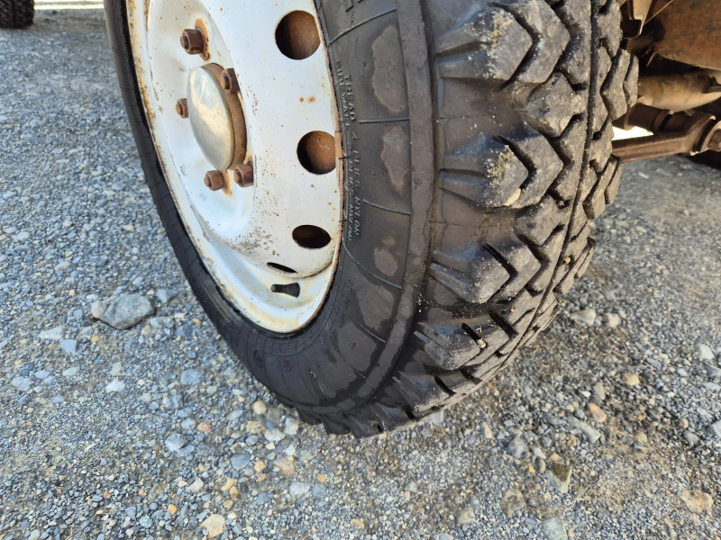 Lada Niva 1.6 Газ, снимка 9 - Автомобили и джипове - 51432986