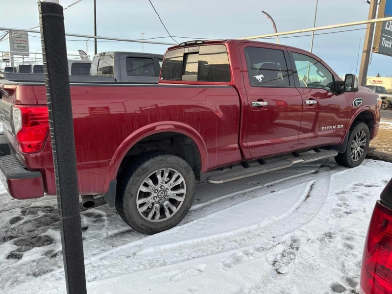 Nissan Titan crew cab * 4WD Diesel * CARFAX * , снимка 3 - Автомобили и джипове - 53276644