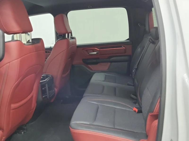 Dodge RAM 1500 REBEL CREW CAB SHORT BED  CARFAX, снимка 12 - Автомобили и джипове - 53416498