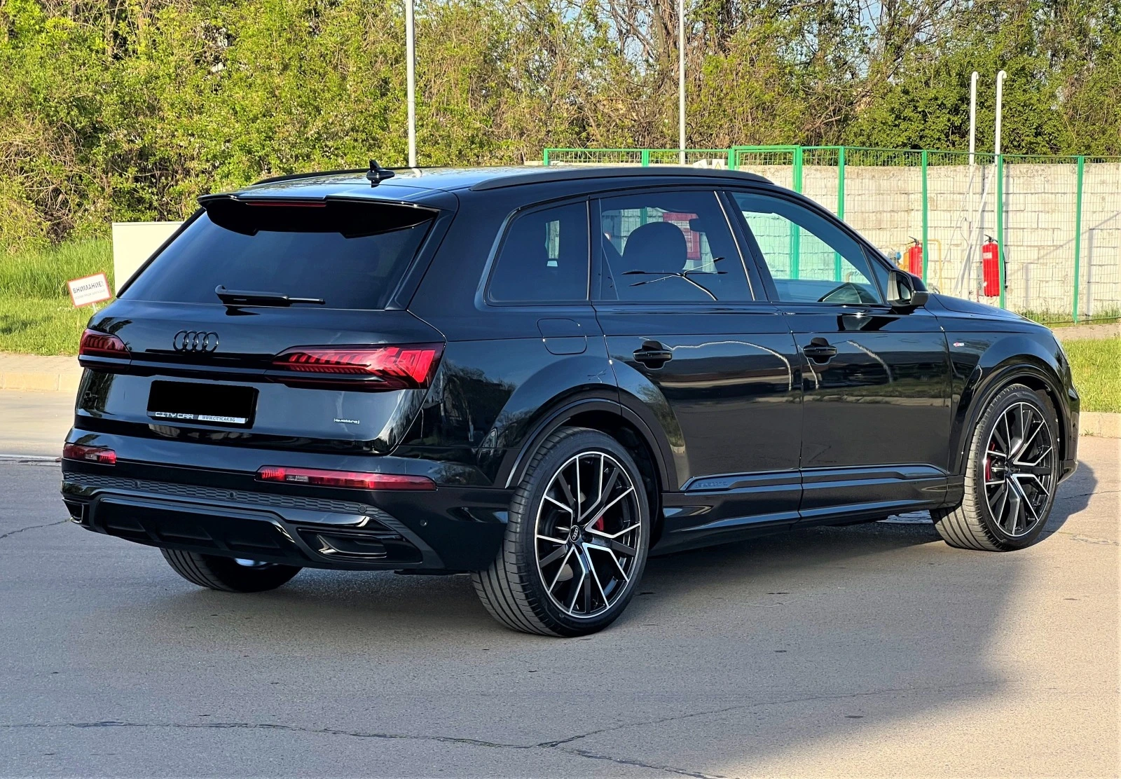 Audi Q7 50 TDI/ S-LINE/BLACK OPTIC/ LIFT/B&O/HUD/7-МЕСТЕН/ - изображение 6