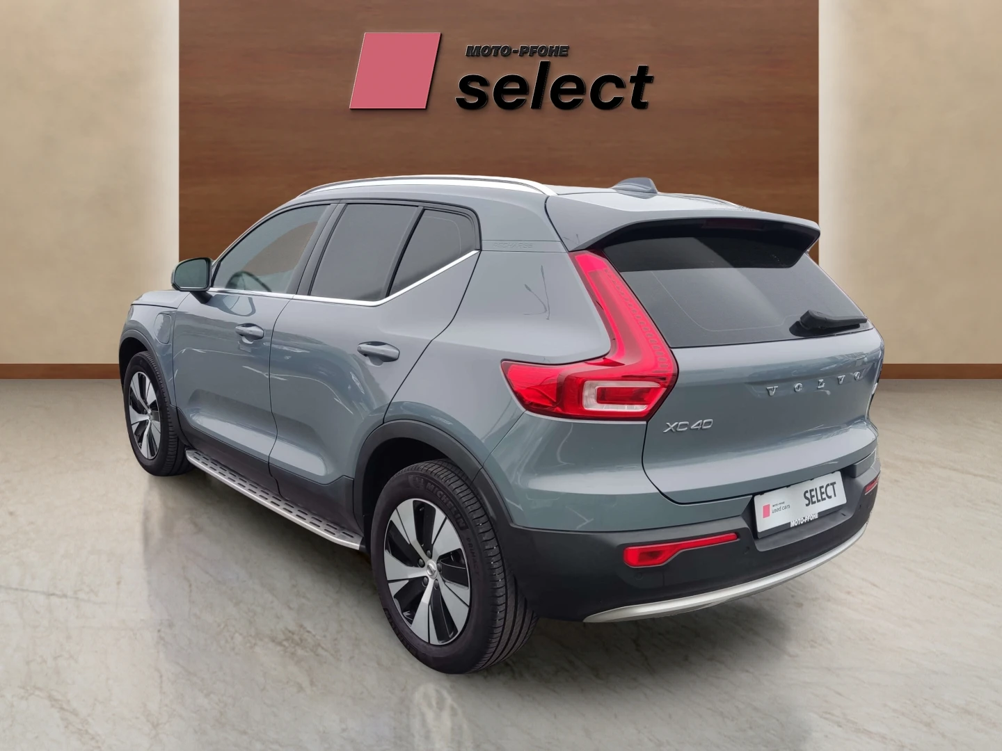 Volvo XC40 1.5L - изображение 4