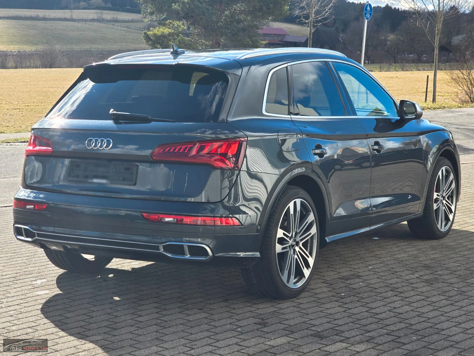 Audi SQ5 3.0TFSI/354HP/QUATTRO/B&O/ACC/360/NAVI/KLESS/417v - изображение 7