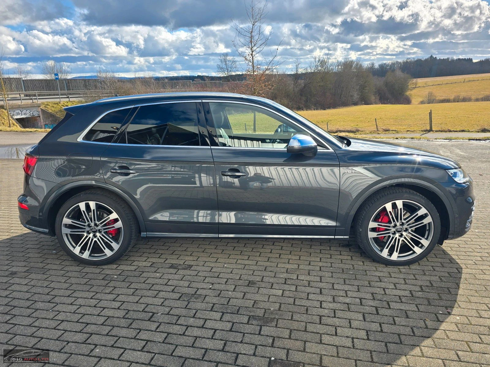 Audi SQ5 3.0TFSI/354HP/QUATTRO/B&O/ACC/360/NAVI/KLESS/417v - изображение 6