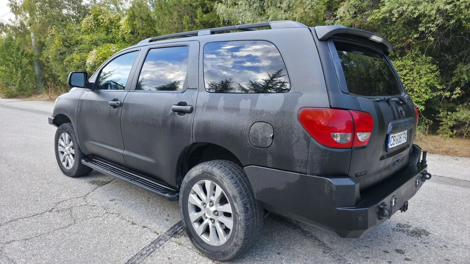 Toyota Sequoia  - изображение 5