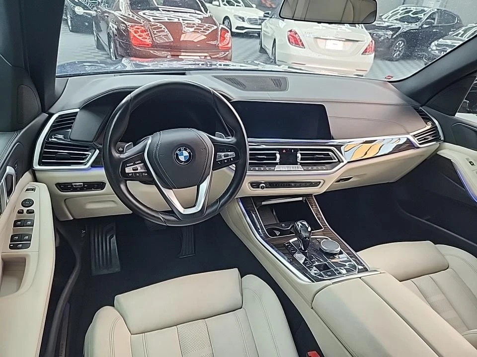 BMW X5 xDrive40i - изображение 6