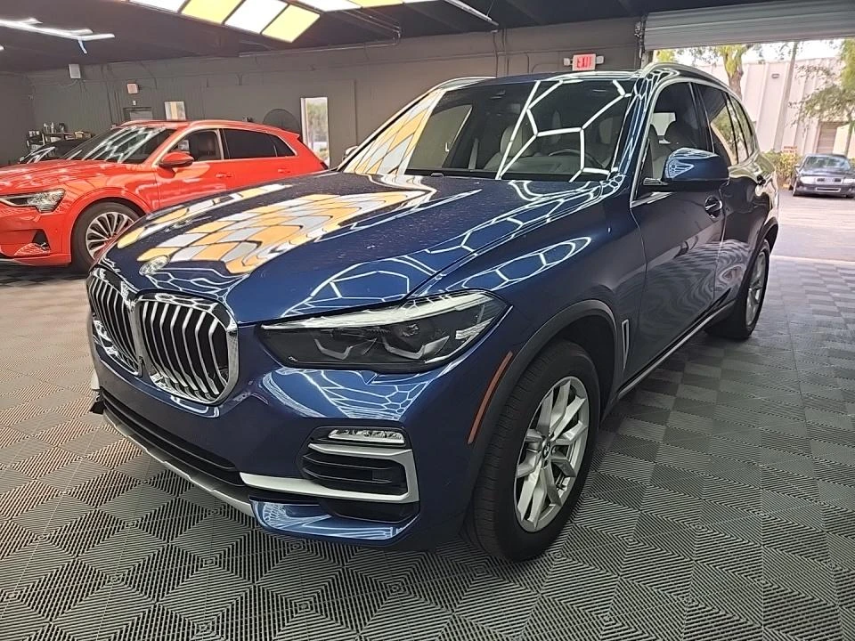 BMW X5 xDrive40i - изображение 2