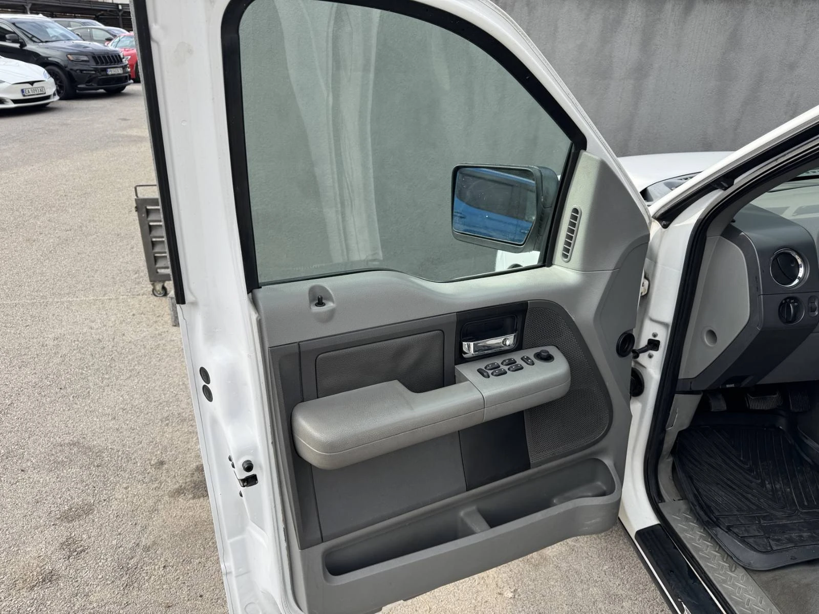 Ford F150 SUPER CREW 5.4 V8 - изображение 8