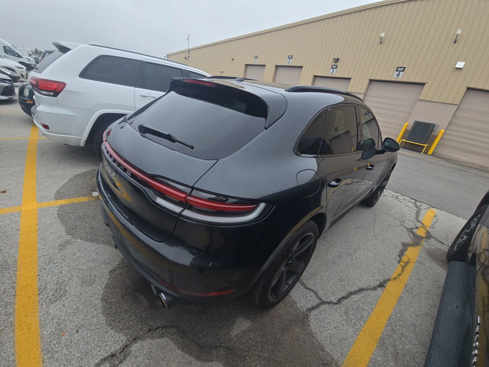 Porsche Macan S ФИКСИРАНА ЦЕНА! BOSE/ОБДУХВАНЕ/ПОДГРЕВИ - изображение 6