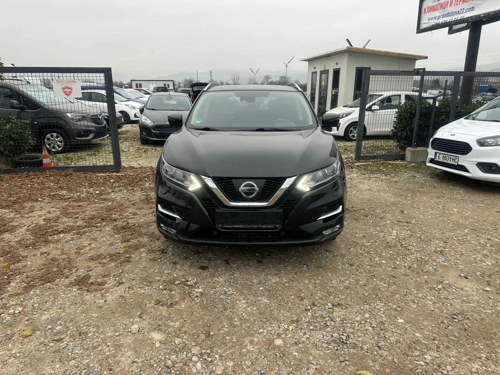 Nissan Qashqai 1.2 AUTOMATIC N-Connecta | Mobile.bg � ����������� 2