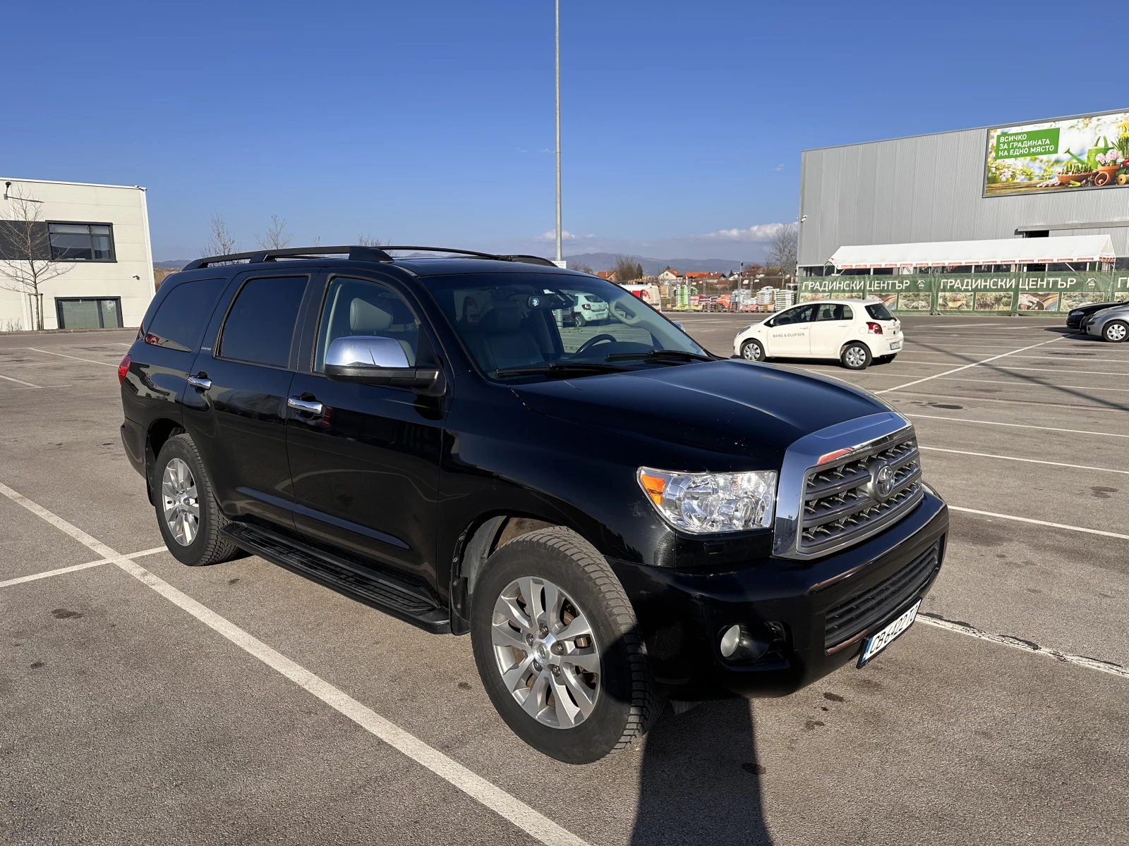 Toyota Sequoia, снимка 8 - Автомобили и джипове - 53840954