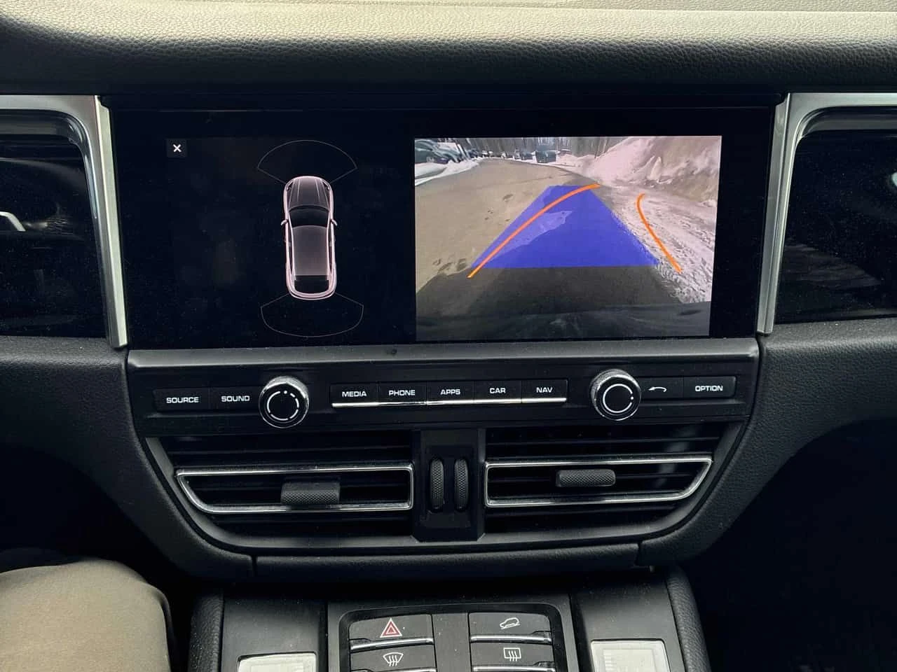 Porsche Macan S AWD * ГЛАВНО ПРЕДСТАВИТЕЛСТВО НА PORSCHE* , снимка 16 - Автомобили и джипове - 53984904