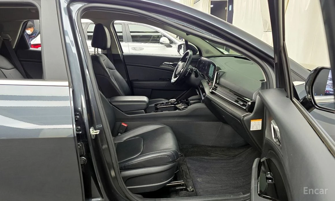 Kia Sportage DIGITAL* ОБДУХВАНЕ* КОЖА* КАМЕРА, снимка 11 - Автомобили и джипове - 53989509