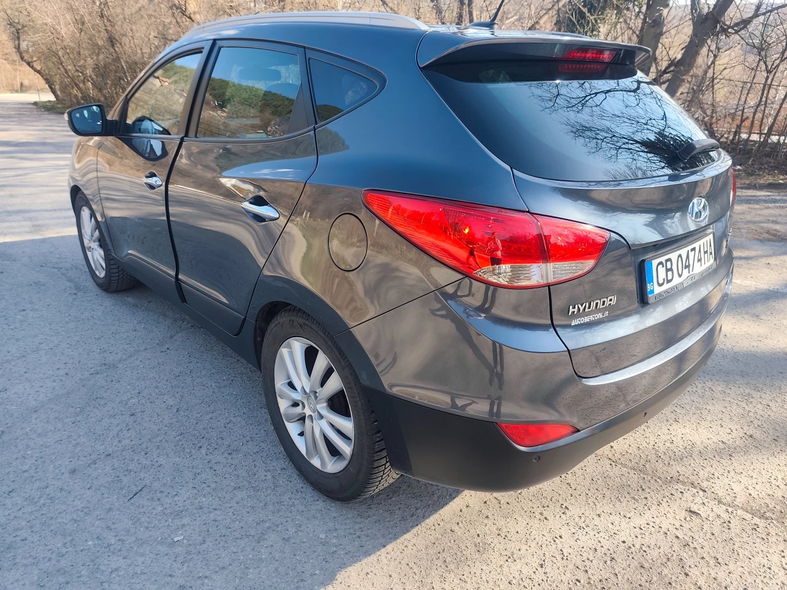 Hyundai IX35, снимка 4 - Автомобили и джипове - 54014186