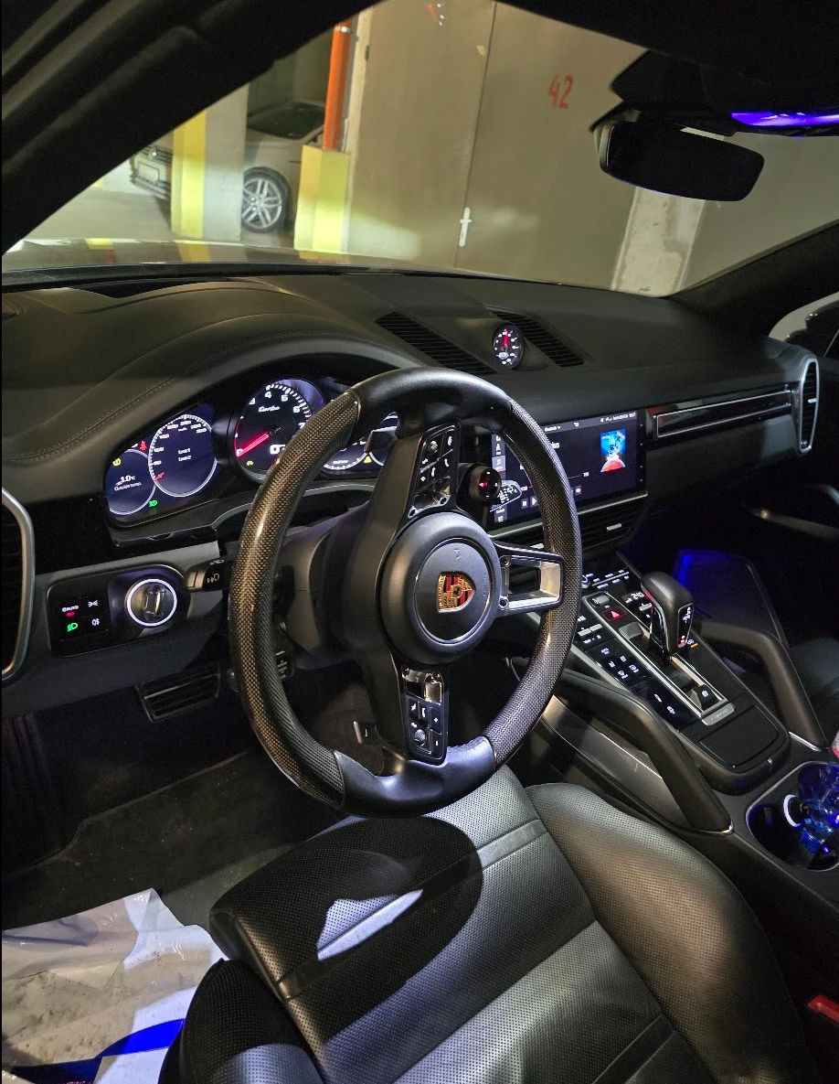 Porsche Cayenne Turbo * Carbon * SportChrono * Лизинг, снимка 11 - Автомобили и джипове - 54492932
