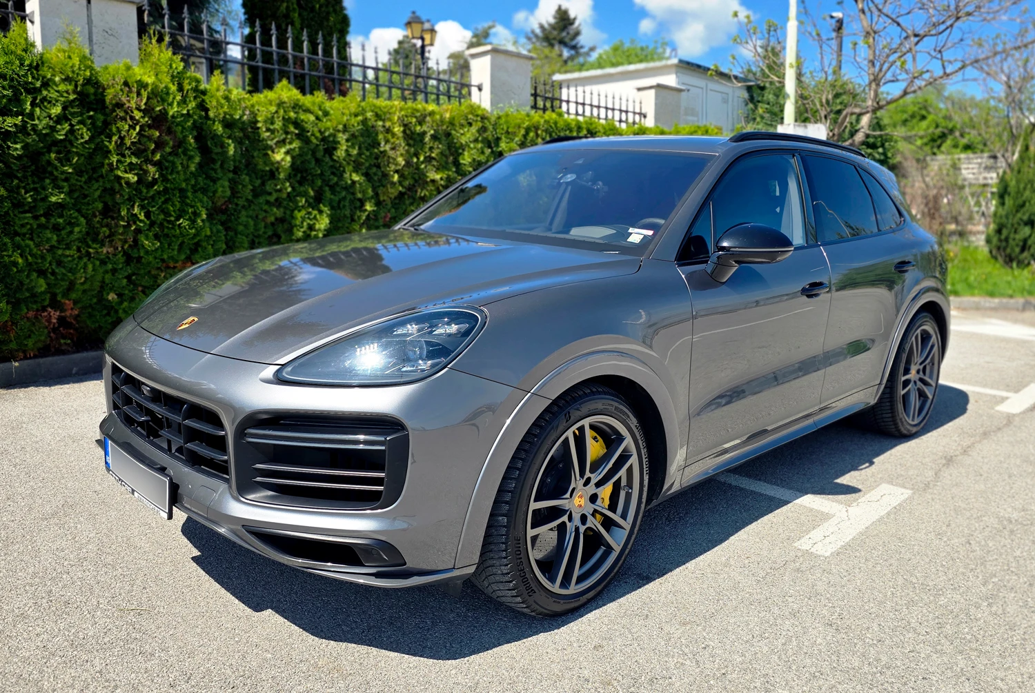 Porsche Cayenne Turbo * Carbon * SportChrono * Лизинг, снимка 2 - Автомобили и джипове - 54492932