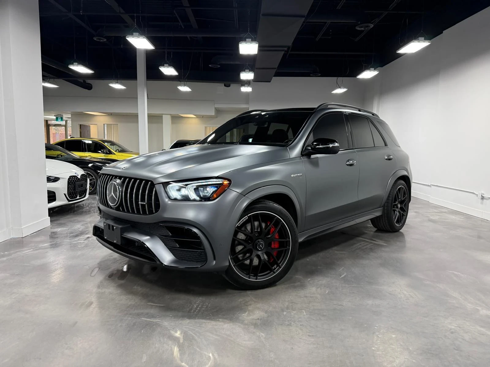 Mercedes-Benz GLE 63 S AMG 4MATIC * ОБДУХВАНЕ * ПАНОРАМА * BURMESTER * CARFAX, снимка 5 - Автомобили и джипове - 54643634